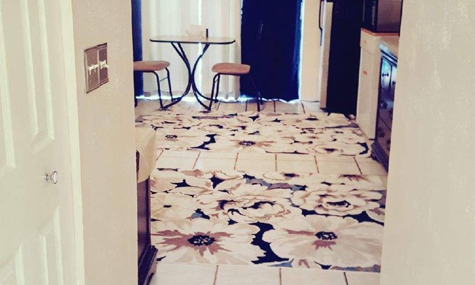 Country Place Bed & Breakfast | Master BR private full bath,private entrance, exlusive use of pool, safe, quiet!