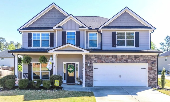 Evans House | Masters Rental 2025 - 4 bedroom, 3 bathroom - 7 miles to course