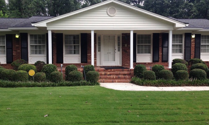 Waverly House | Masters Rental, charming home 3 miles from Augusta National. Neat, clean, easy.