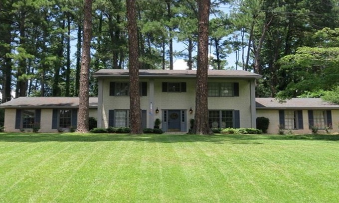 Waverly House | Masters Rental - Waverly - Close to the Course
