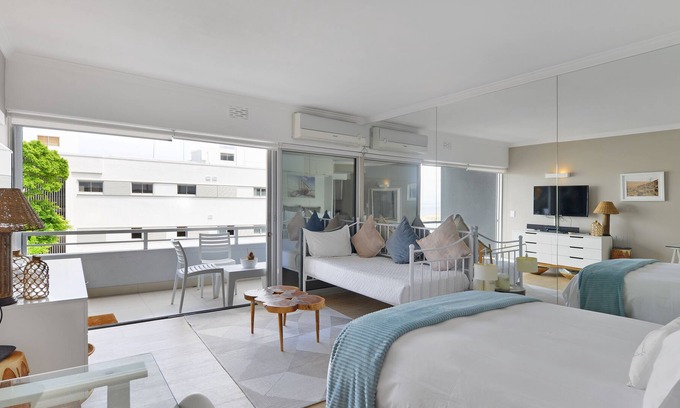 Clifton Apartment | Mawethu | Lush Studio Apartment | Clifton Beach