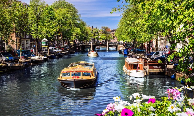 Grachtengordel-West Hotel | Max Brown Hotel Canal District, part of Sircle Collection