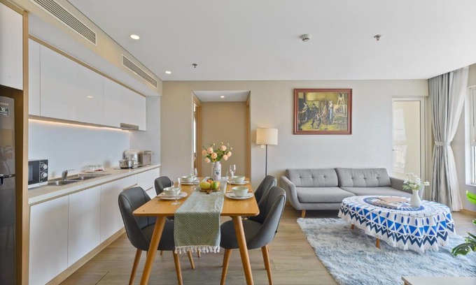 Hai Chau Apartment | May Harmony 2BR Apartment City View