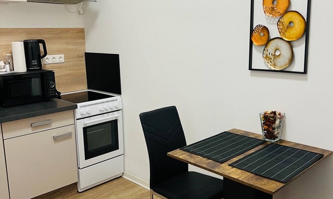 Neukoelln Apartment | Maybachufer Living: Zentrales 2-zimmer-apartment im Herzen von Berlin