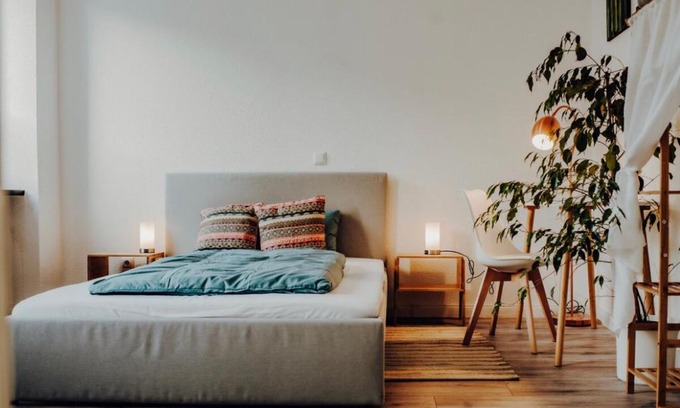 Mayen House | Mayen, Bäckerstr, Privatzimmer Nr1, Innenstadt, nähe Nürburgring & Burg Eltz, Gemeinschaftsbad