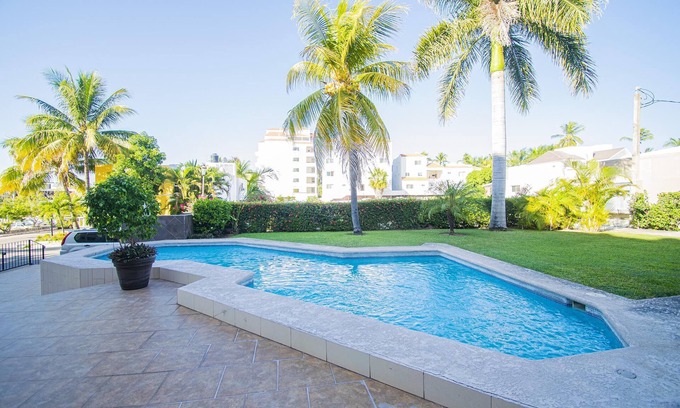 Zona Dorada Condo | Mazatlan Casita del Cielo with Pool