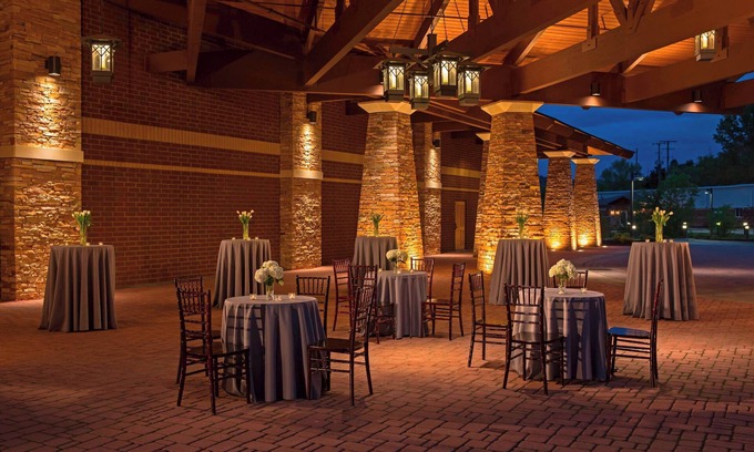 Kingsport Resort | MeadowView Conference Resort & Convention Center