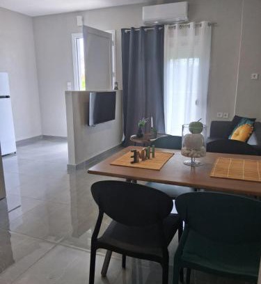 Topeiros Apartment | Melissan Escape