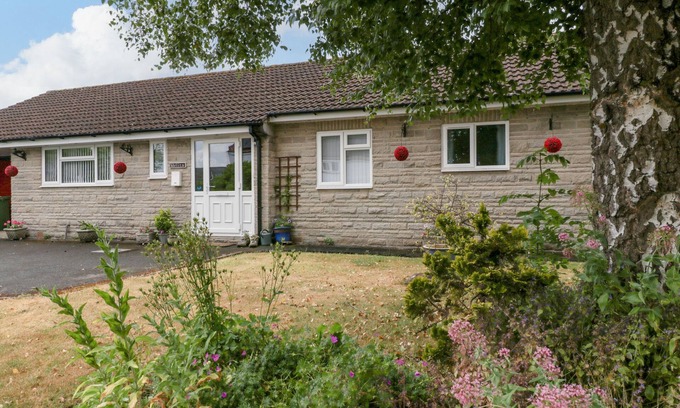 Curry Rivel House | MELITA, pet friendly, with a garden in Curry Rivel