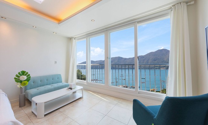 Geoje House | Melodia Pension