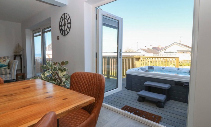 Cemaes Bay Cottage | Melody