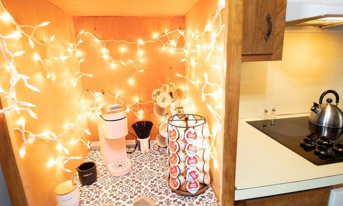 Charlotte House | Memories w Friends and Family + Hot Tub + Fire Pit