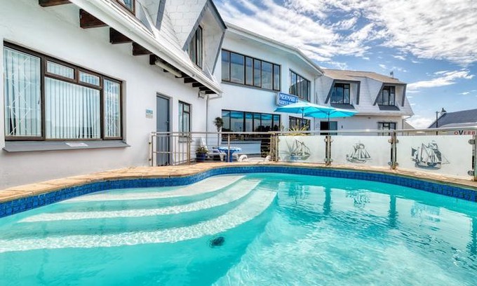 Struisbaai Bed & Breakfast | Mermaid Guest House