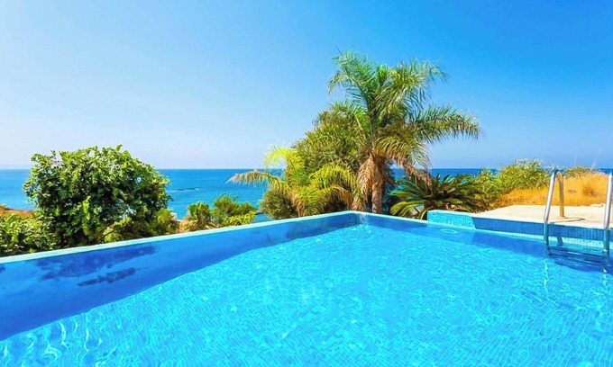 Pomos Villa | Mermaid Villa - Three Bedroom Villa, Sleeps 6