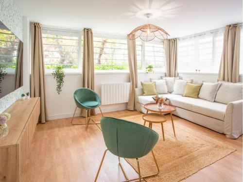 Quartier Saint-Ambroise Apartment | Merveil - Family Suite - Marais - Pelee