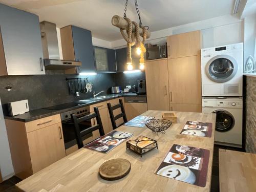 Altenfurt Apartment | Messe-Apartment, 4 Schlafzimmer, 80 qm, Garten - 6 km zur Messe, verkehrsgünstig, ruhig, Parkplätze