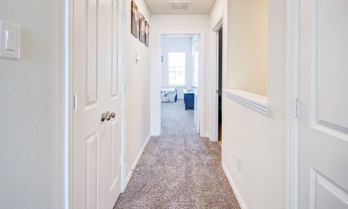 Richmond House | Meticulously-maintained 3-BR Home w/ Backyard - Double Story