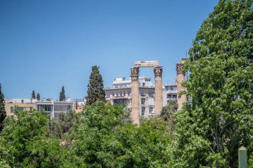 Mets Apartment | Mets-Athenian Horizon Escape