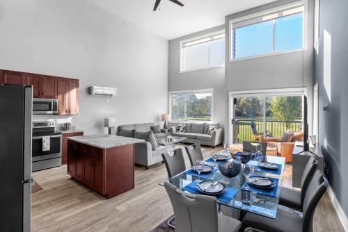 Birmingham Apartment | Michigan Condo Unit 204