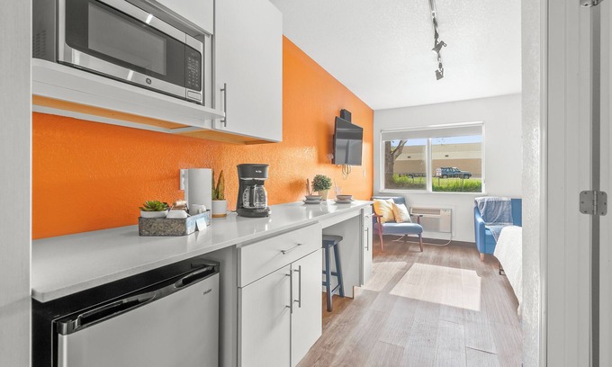 Cedar Falls Apartment | Micro 1-bedroom studio apartment in Cedar Falls