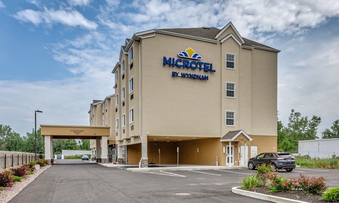 Niagara Falls Hotel | Microtel Inn & Suites by Wyndham Niagara Falls