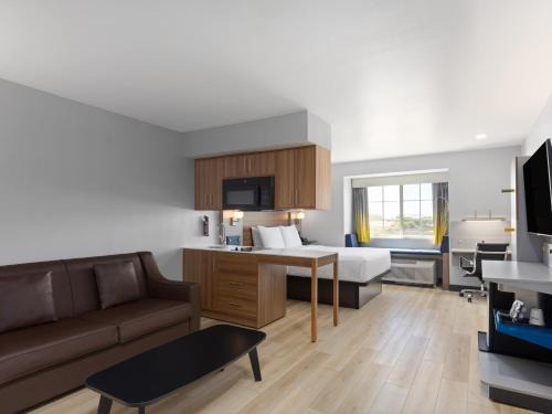 Tracy Hotel | Microtel Inn & Suites by Wyndham Tracy