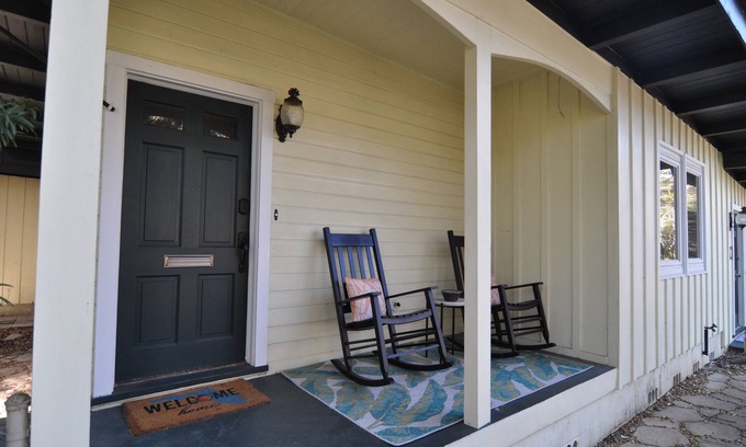St. Augustine House | Mid-Century home on the storied Magnolia Ave!! New!