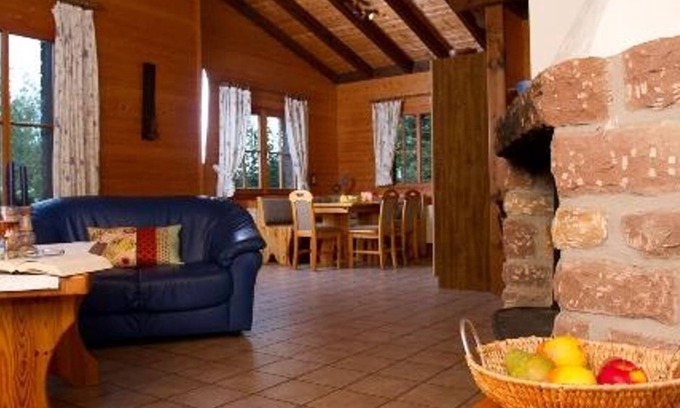 Schoenecken Apartment | Midweek offer (Fri.-Mon.) log cabin - Feriendorf Reinskopf