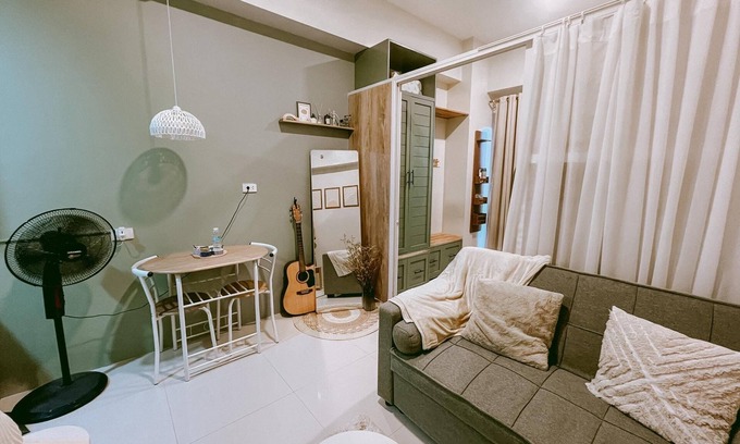 Basak House | Miiches Prime Pad is located in a resort style condominium in the city of Lapu2x