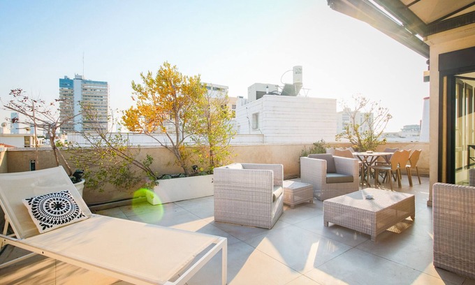 Tel Aviv Apartment | MIKLAT 4BR Chic Duplex Penthouse with Terrace by FeelHome