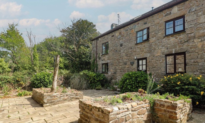 Chysauster House | MILL HOUSE BARN, pet friendly, country holiday cottage in Penzance