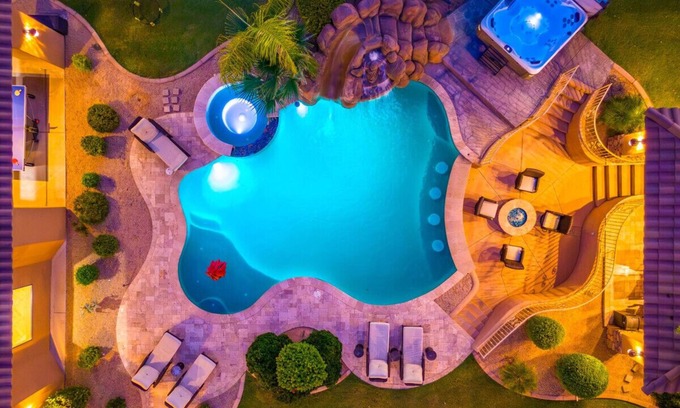 Shea North Estates House | MIllion $ Desert Dream + Heated Spa & Pool with Waterslide+SportsCourt+Pickelball+Putting Green