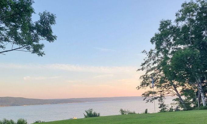 Islandview Ski Chalet | Million Dollar View - close to Sydney and Cabot Trail