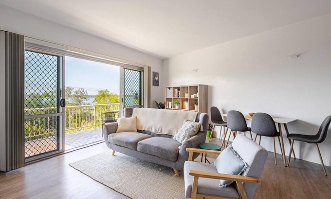 East Ballina Apartment | Mindy's by the beach