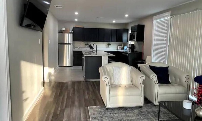 McNeil House | Mini CasaAzul