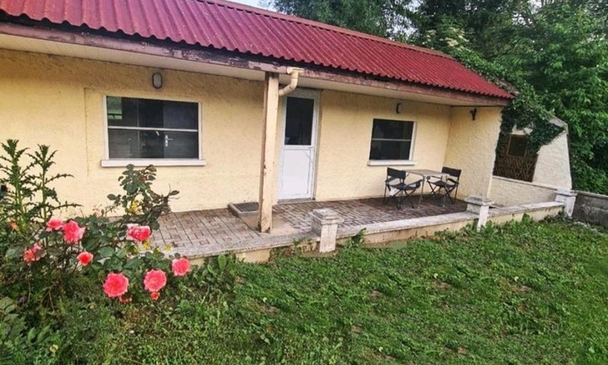 Verdun House | Mini maison indépendante avec terrasse