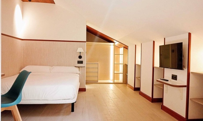 Tetuan Apartment | Mini Studio For Rent Near Santiago Bernabeu Stadium