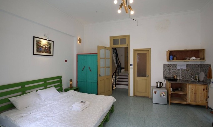 Tay Ho Apartment | Minimalism Studio/Balbony/Silent Bedroom