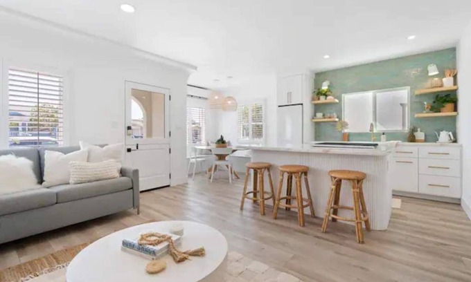 Normal Heights House | Minty Surf House Walkable Outdoor Patio Paradise