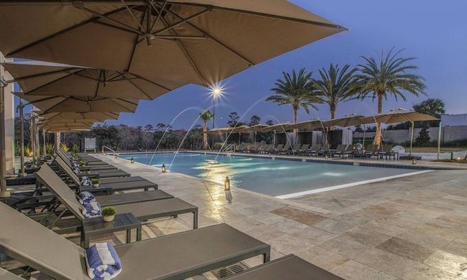 Florida Central Atlantic Coast Apartment | Minutes from Downtown Orlando! Spacious 4BR Villa | Free Parking + Outdoor Pool