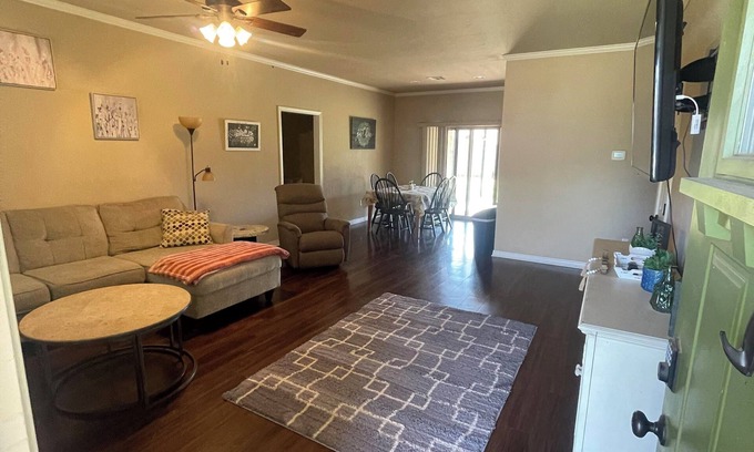 Stillwater House | Minutes from Oklahoma State