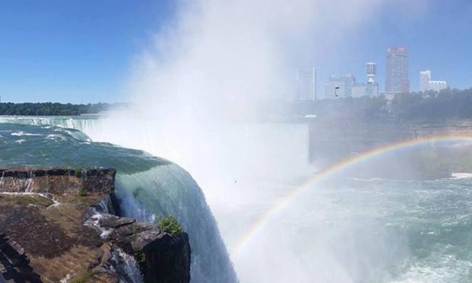 Niagara Falls Apartment | Minutes to all the Adventure! Little Italy 2BR 1st Fl Niagara Wonder"Falls" ❤💦