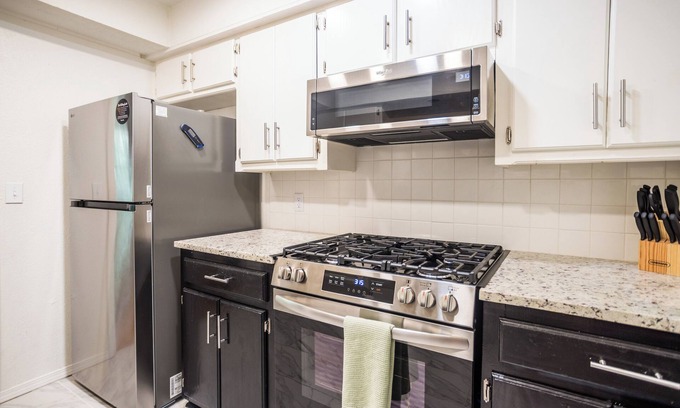 Central Oklahoma City House | Minutes to Zoo, Science Museum, Remington Park & Softball: 3 BR/2 BA w/Gameroom