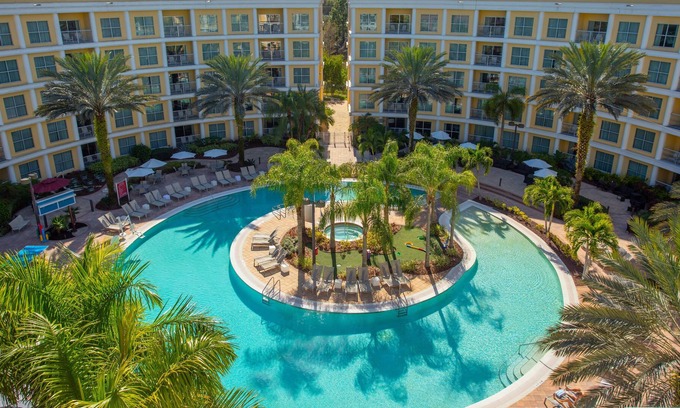 Celebration Apartment | MIRROR WORKOUT Pet-Friendly Apartment near Disney