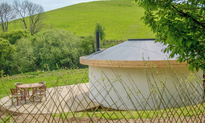 Bridport Cottage | Mistle Roundhouse - UKC6943