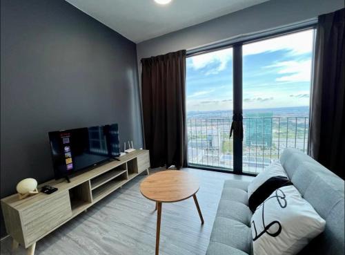 Shah Alam Apartment | Miu's Cozy Stay at Trefoil Setia City