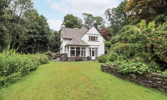 Bowness-on-Windermere House | MIYANLI, with open fire in Bowness-On-Windermere