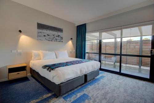 Wonthaggi Hotel | MJ McMahon Motel