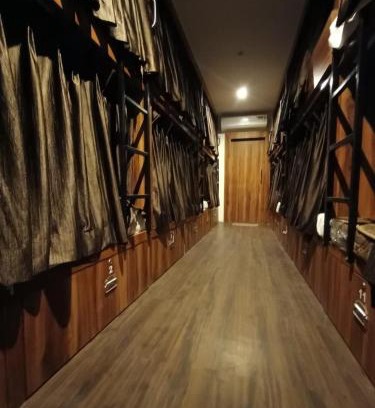 Marol Apartment | MKH DORMITORY