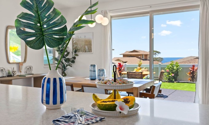 Makaha Valley House | ML – Aloha Hoʻonani 3BR Home | MT & Ocean Views!